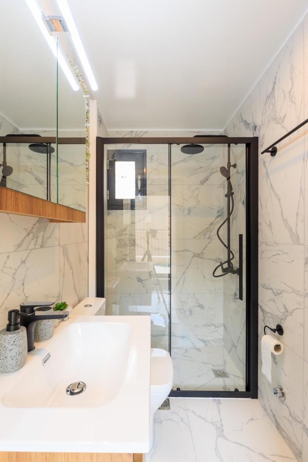 Aiolos Super Lux Suite Jucuzzi Nea Smyrni Centre Atenas Exterior foto