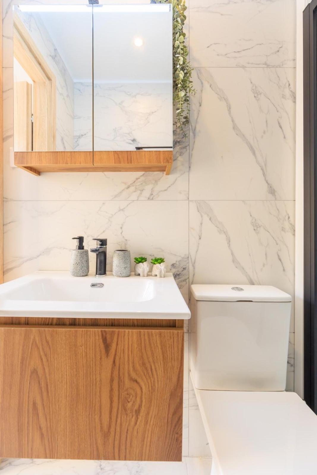 Aiolos Super Lux Suite Jucuzzi Nea Smyrni Centre Atenas Exterior foto