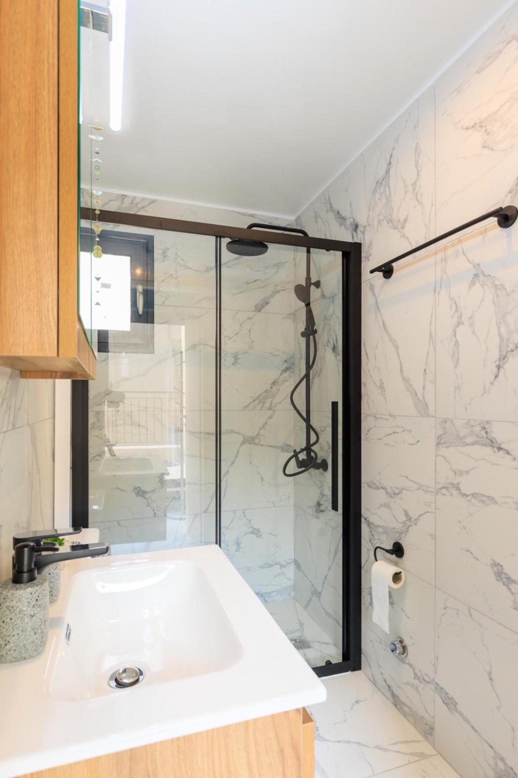 Aiolos Super Lux Suite Jucuzzi Nea Smyrni Centre Atenas Exterior foto