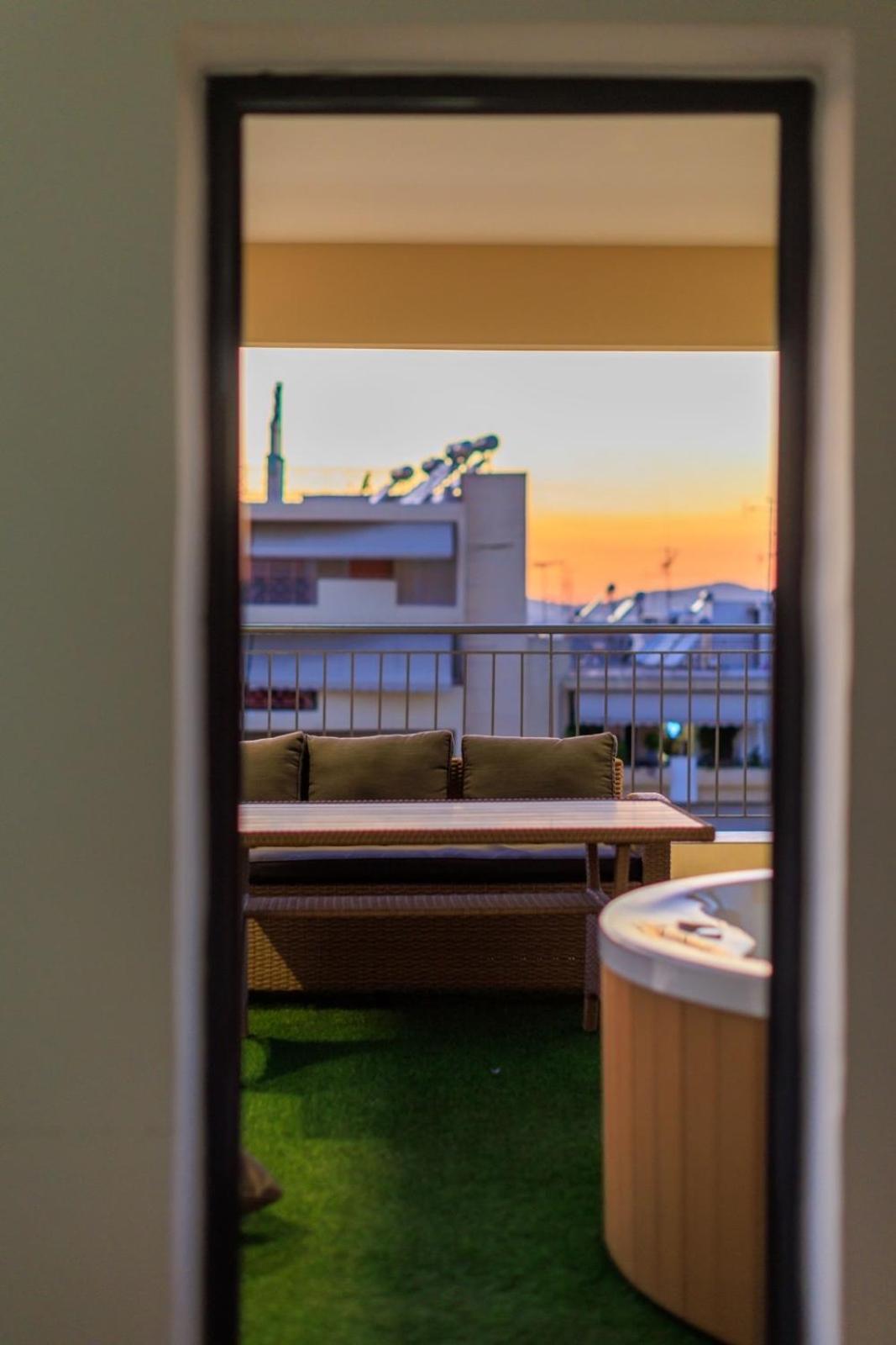 Aiolos Super Lux Suite Jucuzzi Nea Smyrni Centre Atenas Exterior foto